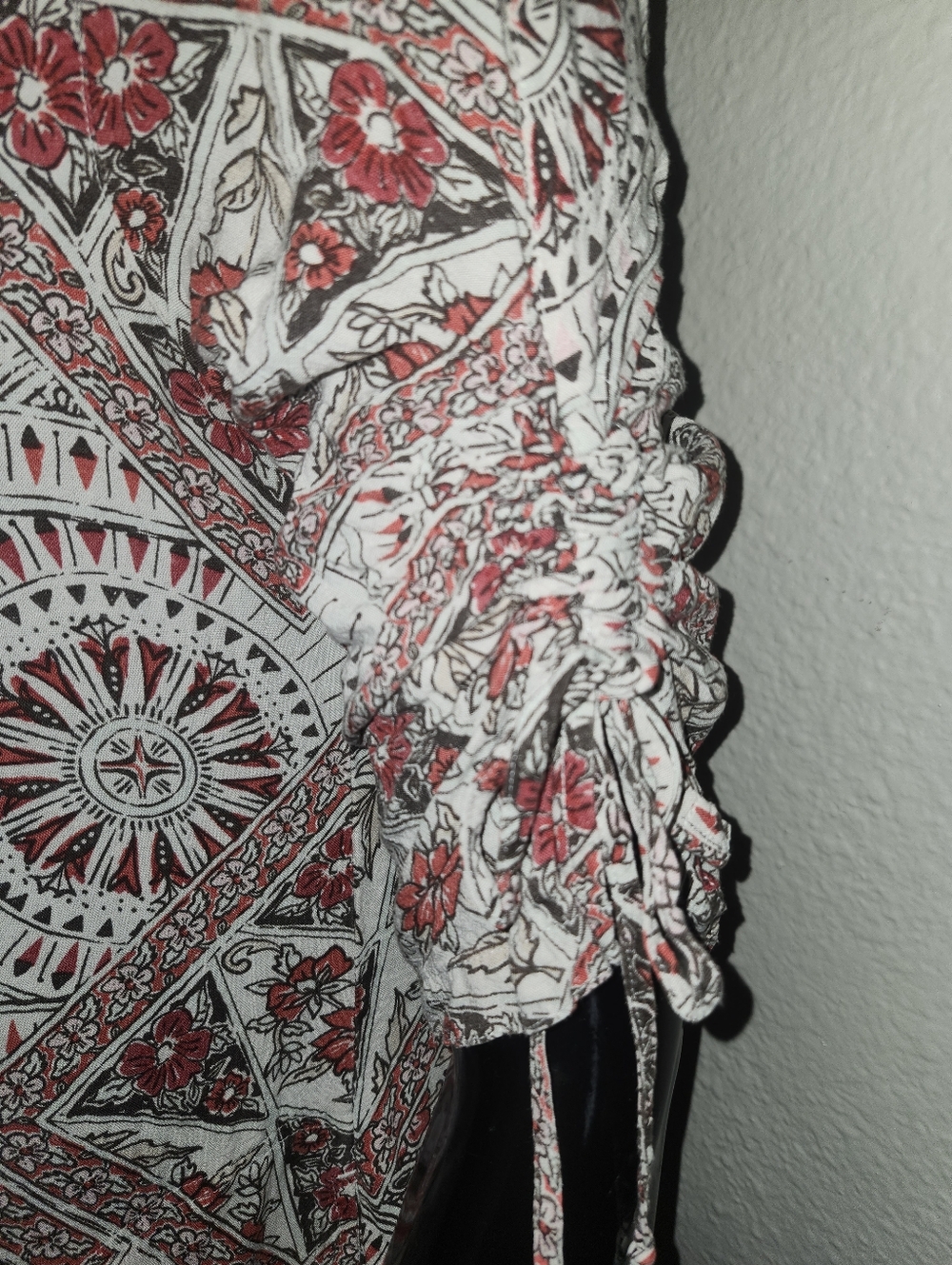 John Mark Geometric Print Blouse Size Small - Picture 6 of 11
